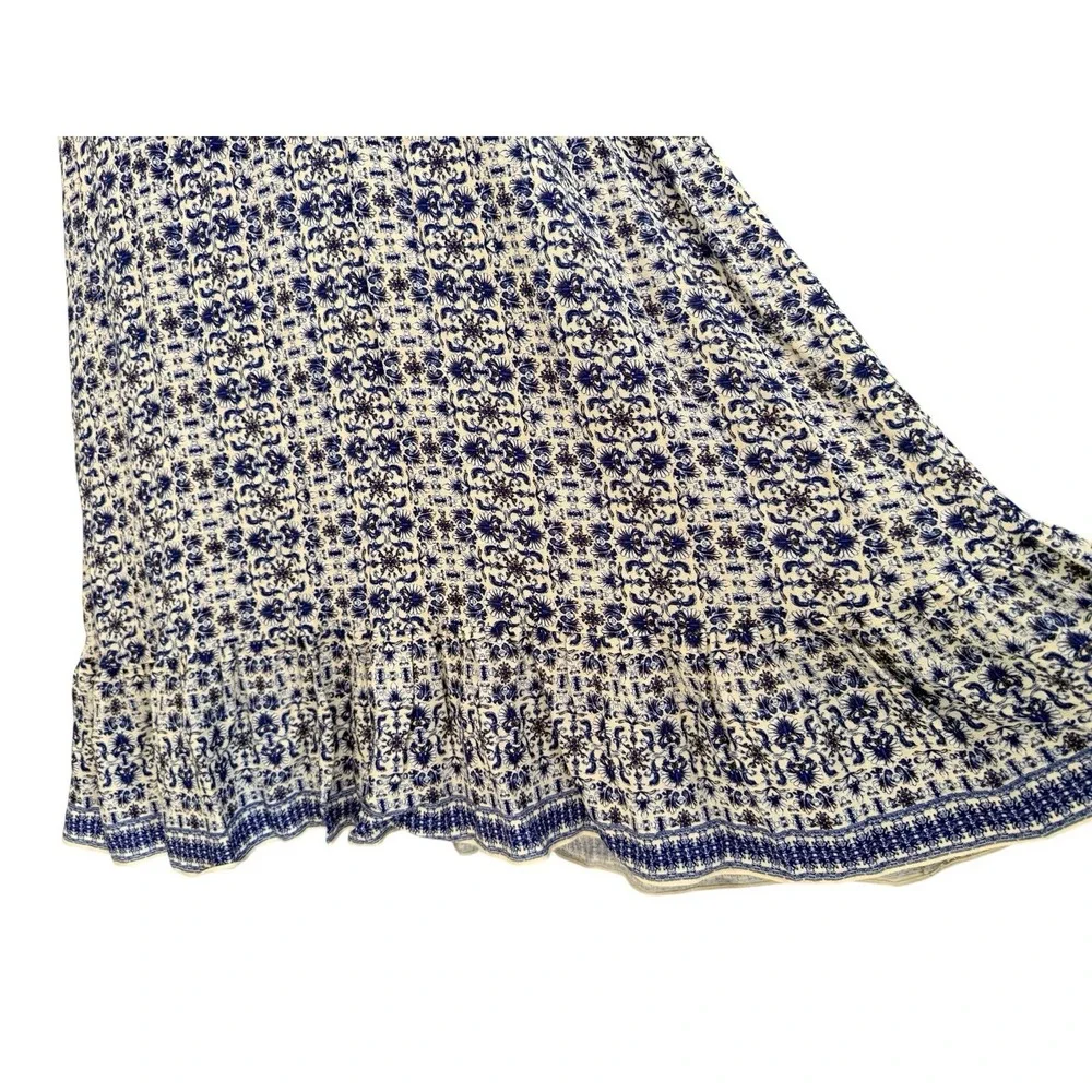 Boho Maxi Dress L Blue White Floral Deep V Empire Waist Cottagecore Vacation - Picture 5 of 10